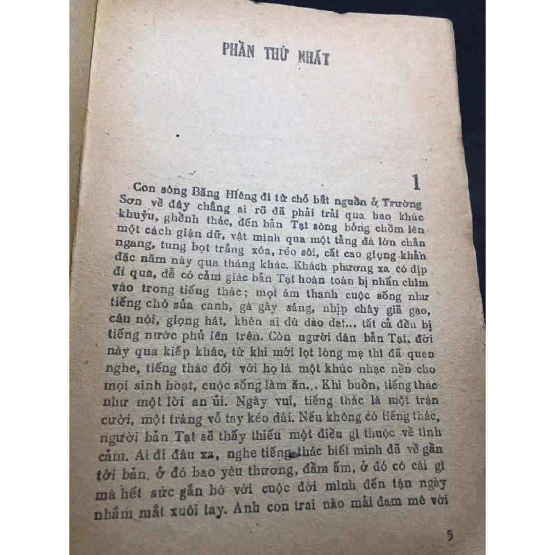 Bến thác mới 50% ố nặng có dấu mộc và viết nhẹ trang đầu 1987 Văn Linh HPB0906 SÁCH VĂN HỌC 914983