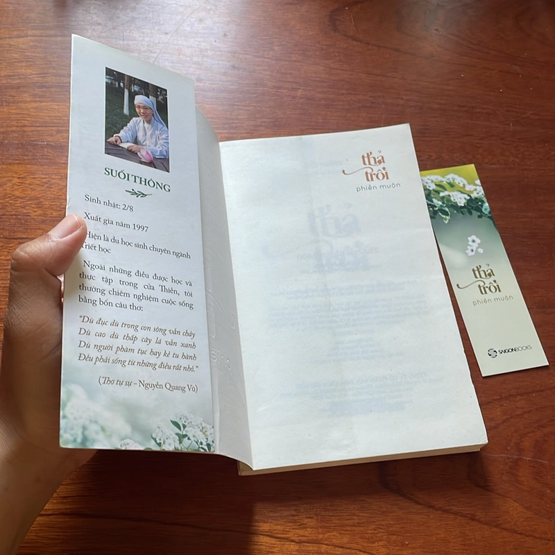 II Sách Kỹ Năng: Thả Trôi Phiền Muộn - Suối Thông - 2018 499667