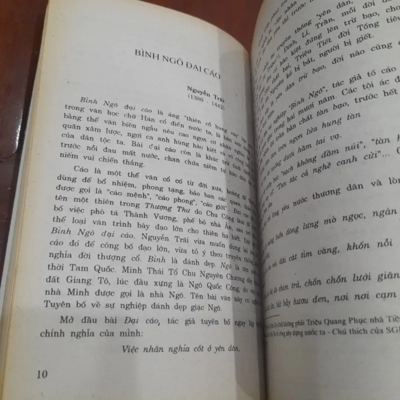 BÌNH GIẢNG TÁC PHẨM VĂN HỌC trong chương trình cuối cấp 929632