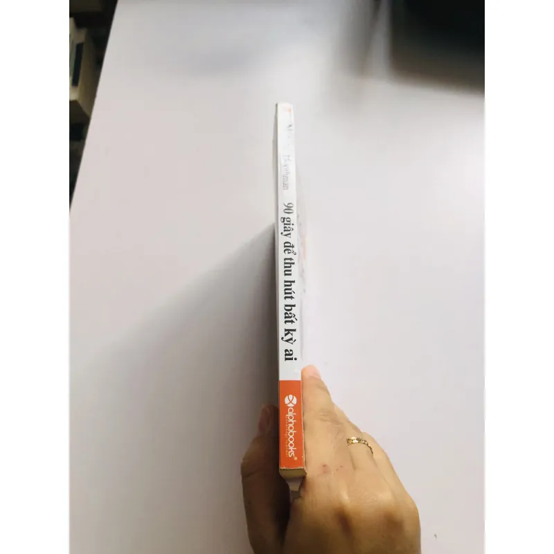 90 GIÂY ĐỂ THU HÚT BẤT KỲ AI  751175