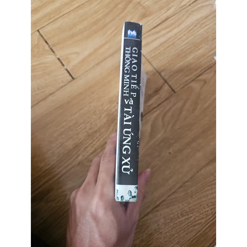 Giao tiếp thông minh và tài ứng xử
 721625