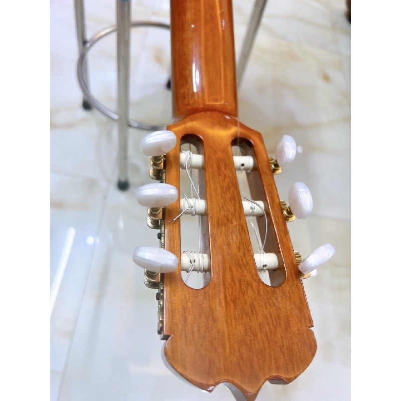 Đàn guitar Classic 6783