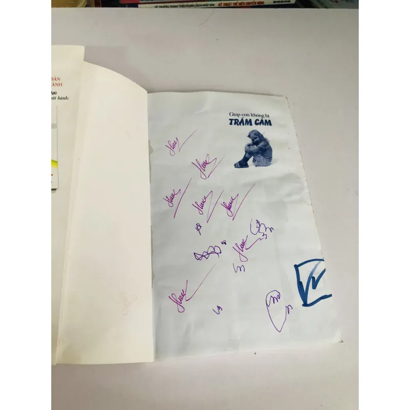 GIÚP CON KHÔNG BỊ TRẦM CẢM  603483