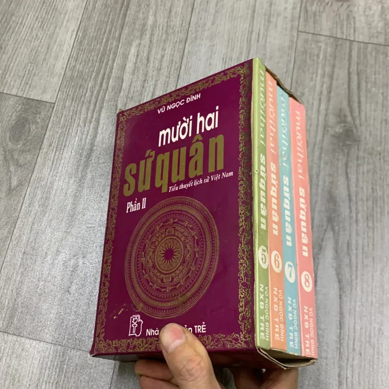 Mười hai sứ quân, tiểu thuyết lịch sử việt nam - vũ ngọc đĩnh. 4a2 756454