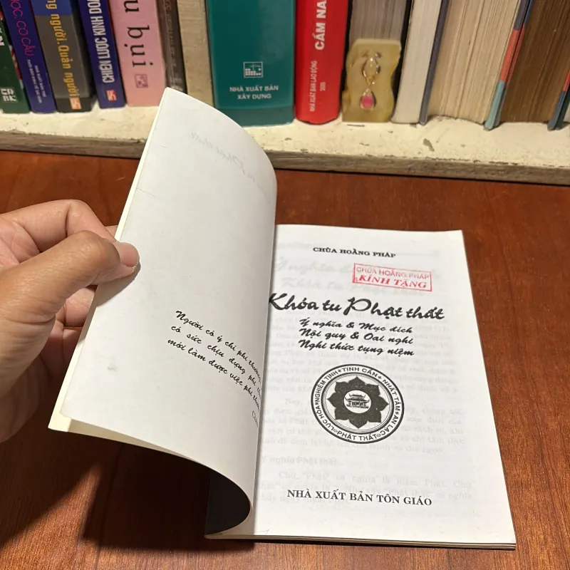 II Sách Phật Giáo: Khoá Tu Phật Thất - Thích Chân Tính - 2004 791061