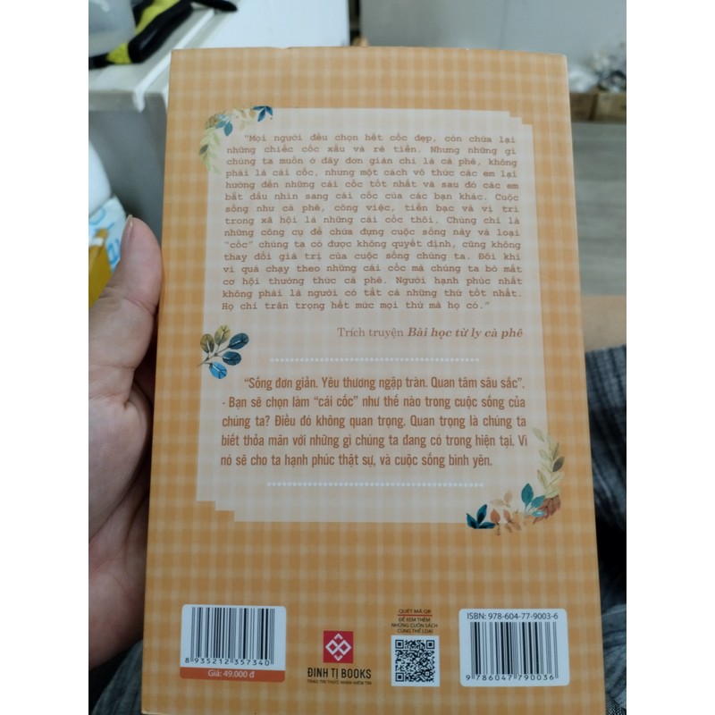 Mỗi ngày nên chọn một niềm vui của nhóm tác giả Mai Hương và Chí Thành biên soạn 176747