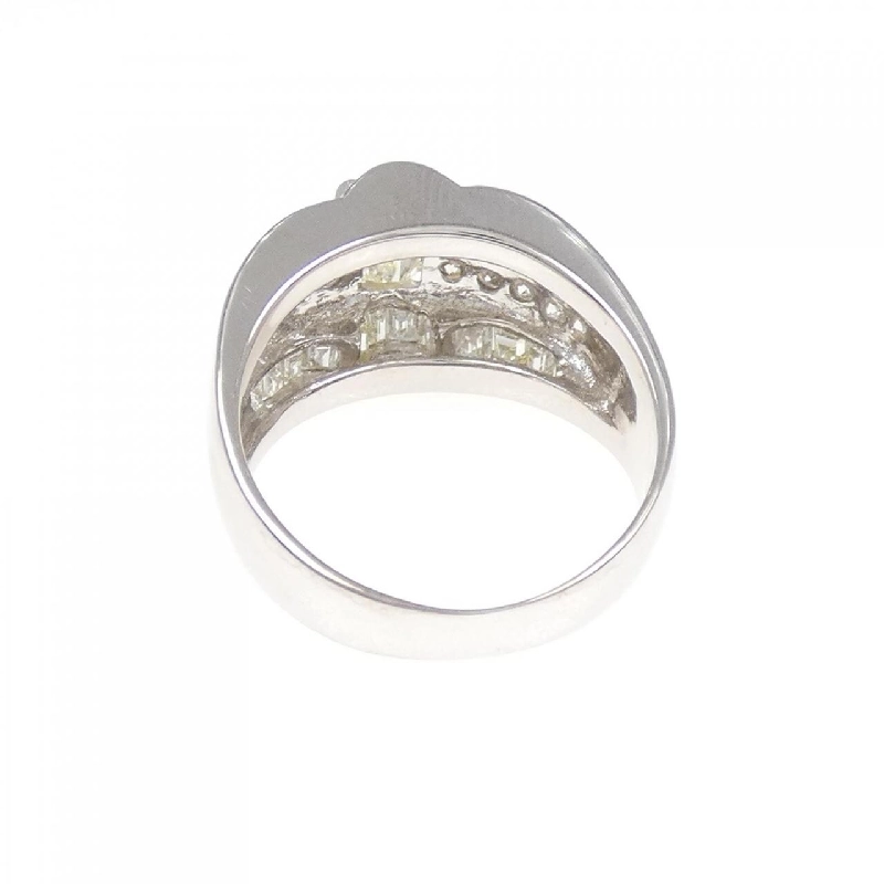 Nhẫn kim cương K18WG 0.53CT 672934