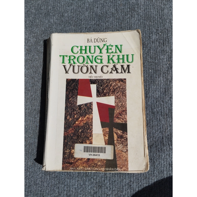 CHUYỆN TRONG KHU RỪNG CẤM - BÁ DŨNG 548209