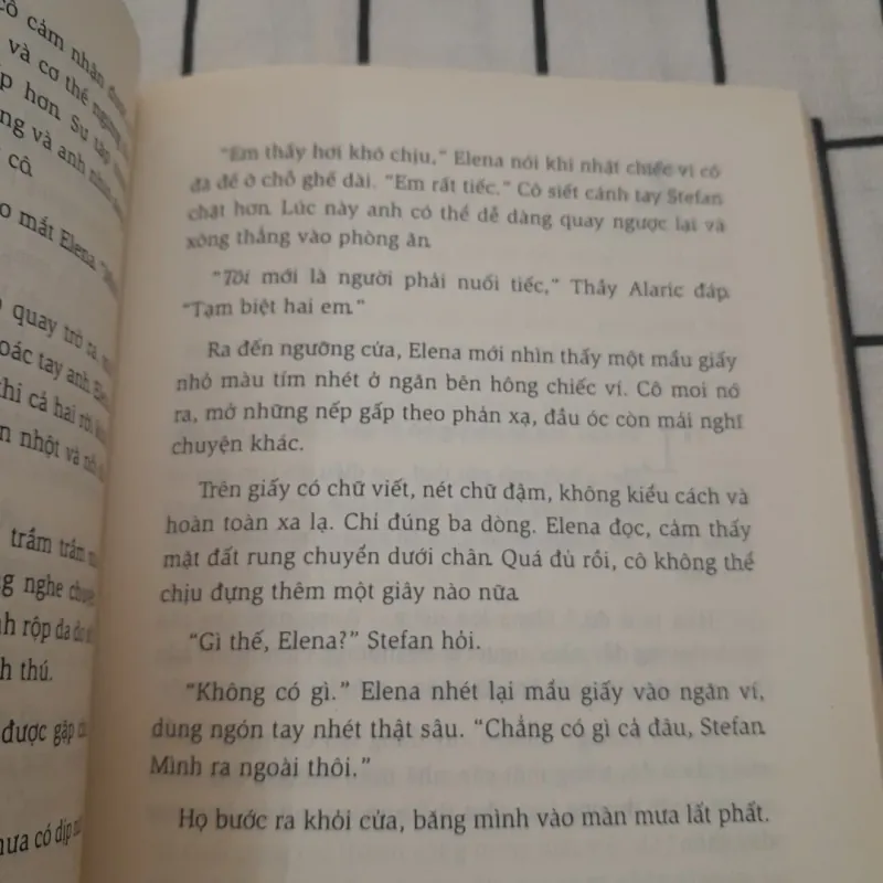 Nhật ký MA CÀ RỒNG. tập 2 Cuộc Chiến. Tg. L.J.SMITH 792190