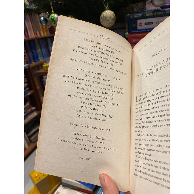 Real Leaders don’t Do Powerpoint - Christopher Witt 735530