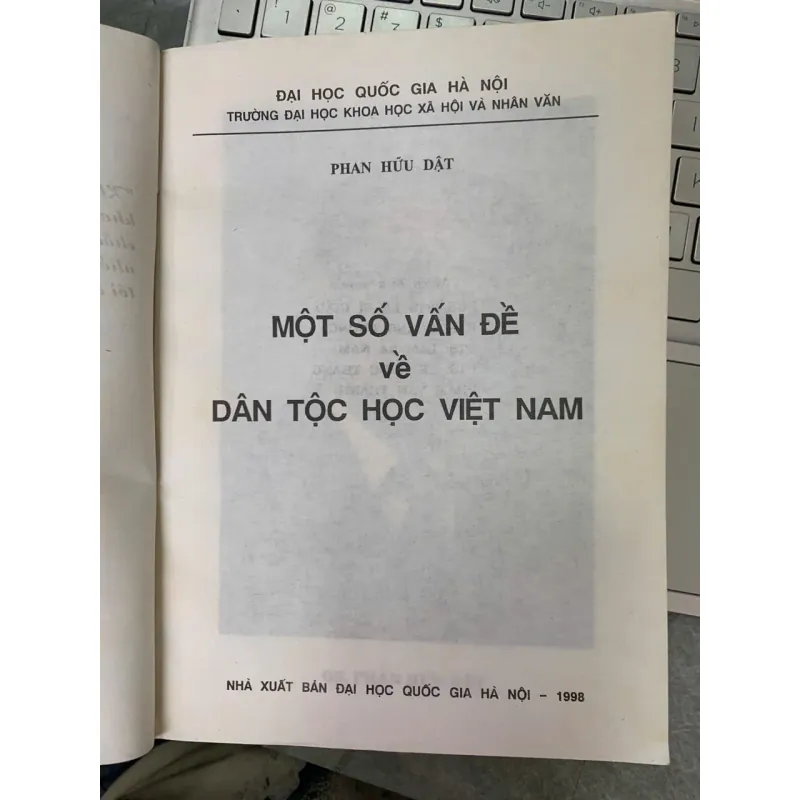 MỘT SỐ VẤN ĐỀ DÂN TỘC HỌC VIỆT NAM - GS. PHAN HỮU DẬT 709750