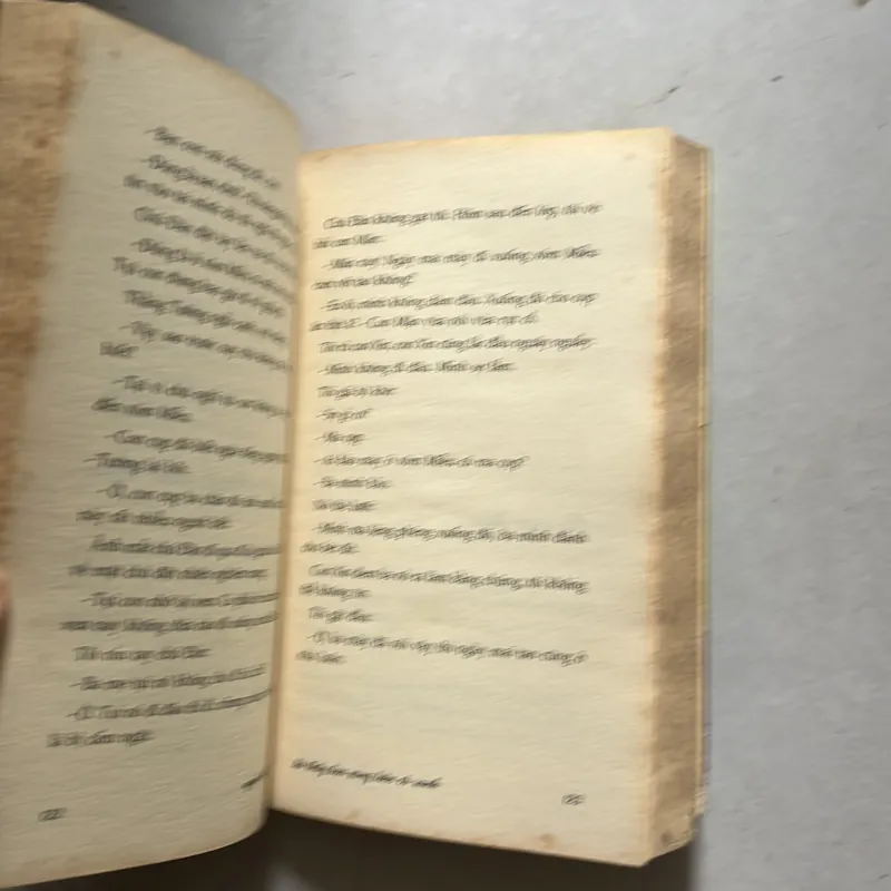 Tôi thấy hoa vàng trên cỏ xanh - Nguyễn Nhật Ánh 627343