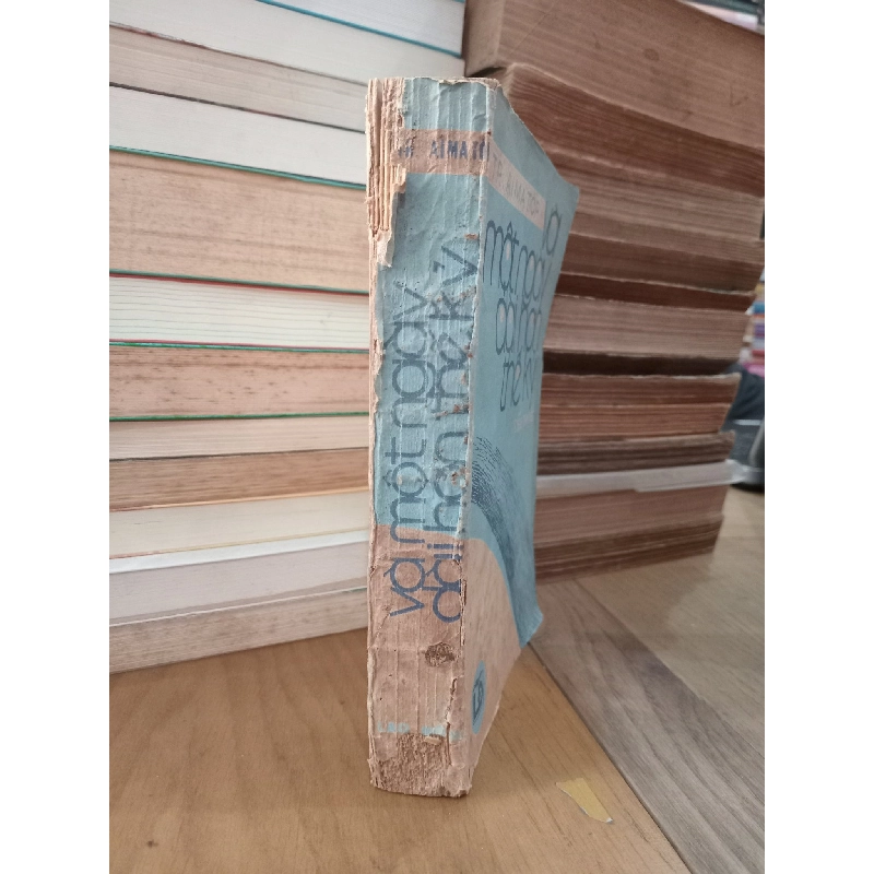 Và một ngày dài hơn thế kỷ - Tringhiz Aimatốp 788030