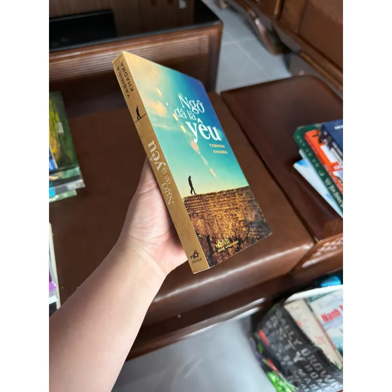 NGỠ ĐÃ LÀ YÊU – YASMINA KHADRA | TIỂU THUYẾT VĂN HỌC NƯỚC NGOÀI ĐÁNG ĐỌC - K3 1010944