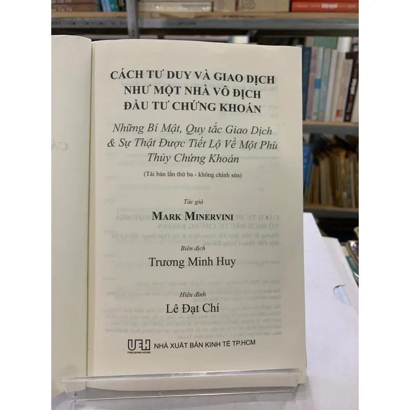CÁCH TƯ DUY VÀ GIAO DỊCH NHƯ MỘT NHÀ VÔ ĐỊCH ĐẦU TƯ CHỨNG KHOÁN  784357