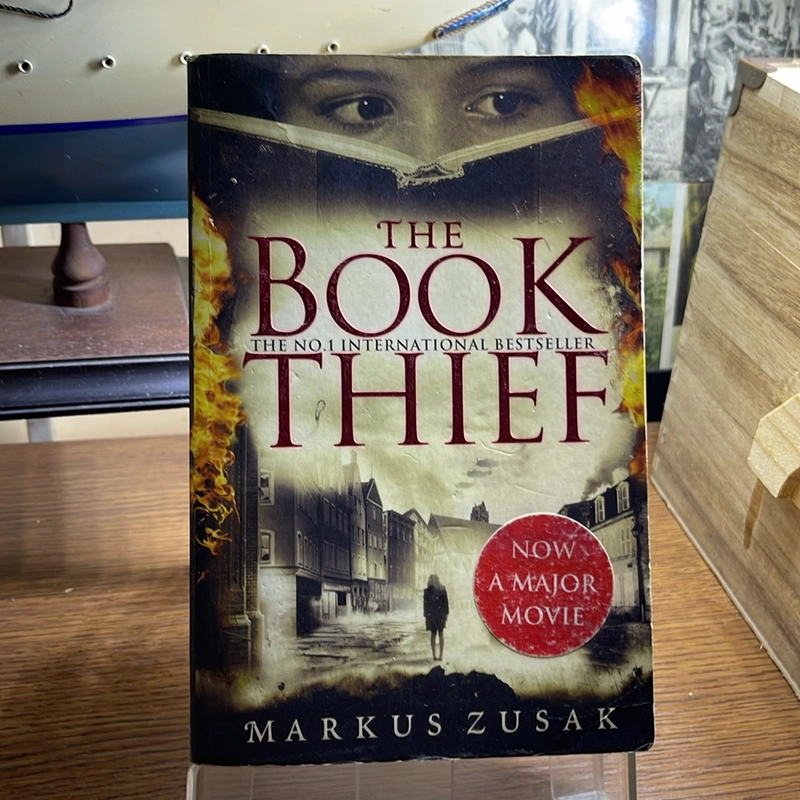 The book thief Marcus Zusak 521154
