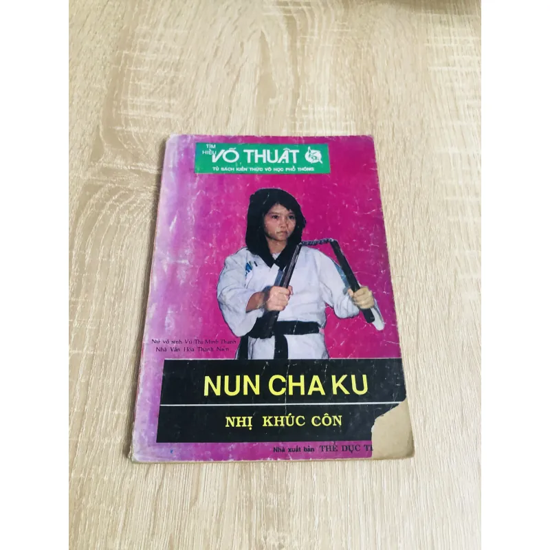 TÌM HIỂU VÕ THUẬT NUNCHAKU NHỊ KHÚC CÔN 1010691