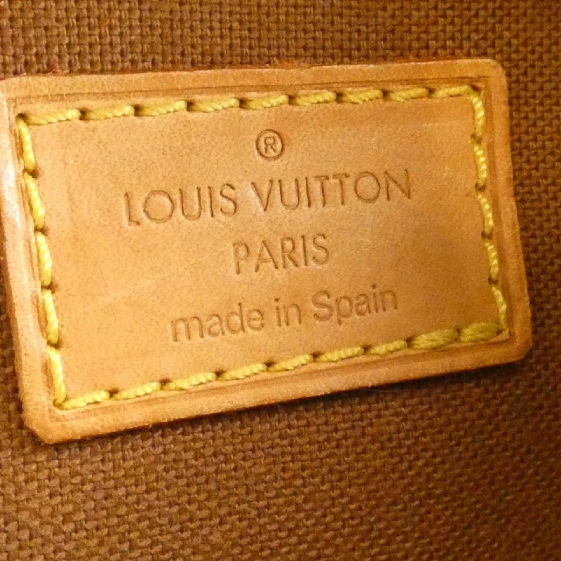 Túi đeo vai Louis Vuitton Monogram Pochette Gange M51870 611646