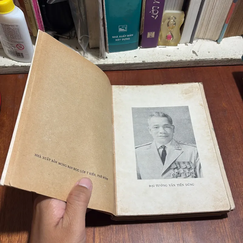 II Sách Lịch Sử: Đại Thắng Mùa Xuân - Đại Tướng Văn Tiến Dũng - 1977 1004988