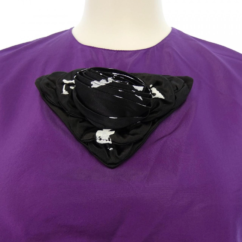 Áo thun PRADA P921IR S211 1YQ7 - Hàng hiệu Chính hãng 808788