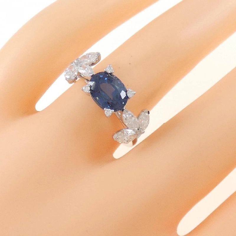 Nhẫn Sapphire K18WG 2.05CT - Hàng hiệu Chính hãng 855372