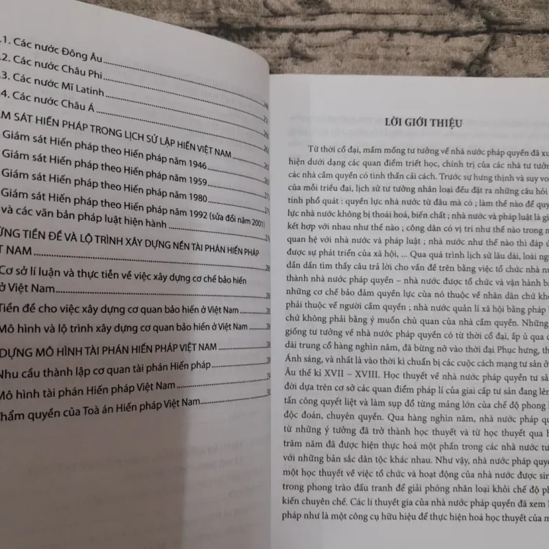Sách chuyên khảo- Xây dựng và Bảo vệ HIẾN PHÁP Kinh nghiêm thế giới và Việt Nam.  762050