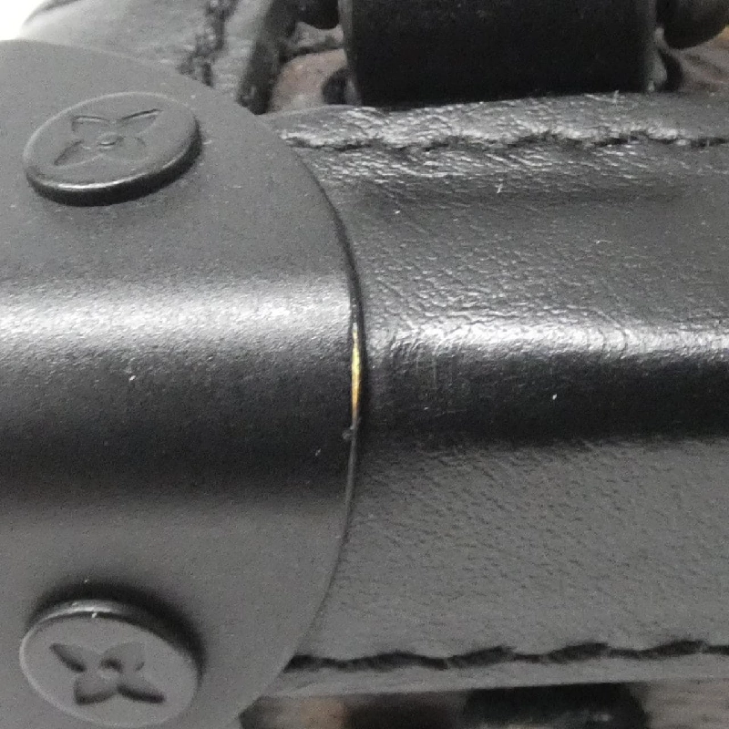 Túi xách mềm dọc Monogram Taffeta Louis Vuitton M45044 612711