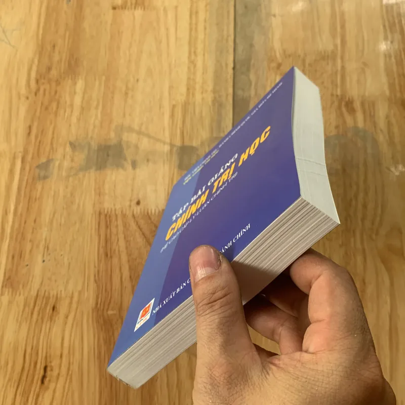 Tập bài giảng chính trị học 1009022