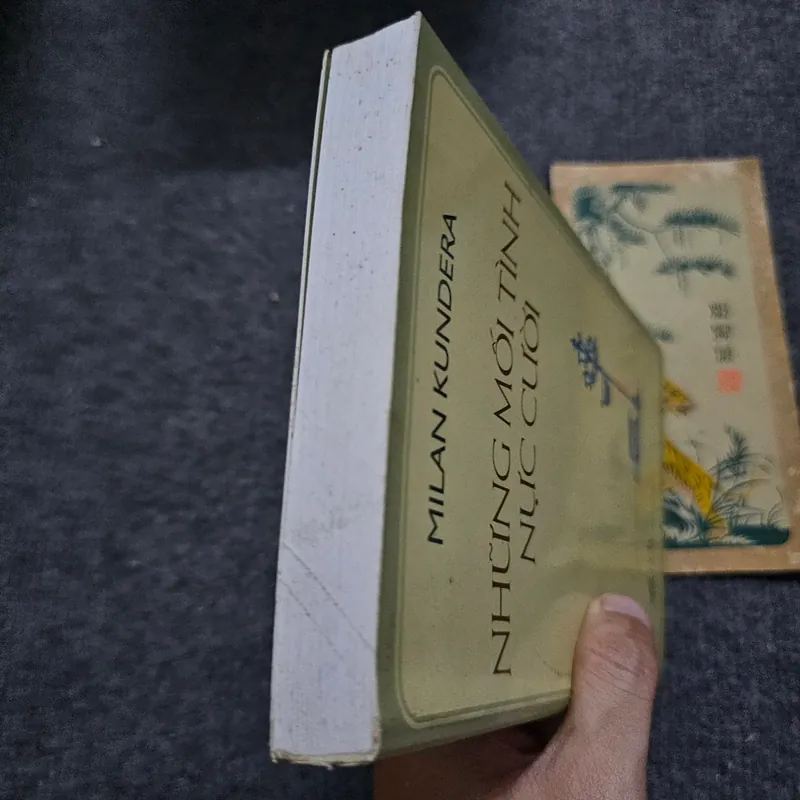 Những mối tình nực cười 732887