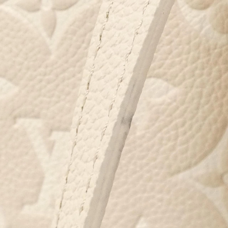 Túi Louis Vuitton Monogram Empreinte (Spring in OnTheGo MM M46128) - Hàng hiệu Chính hãng 764685