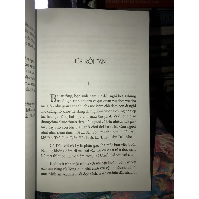 Chị Đào chị Lý - Hồ Biểu Chánh 960755