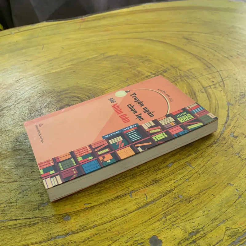 TRUYỆN NGẮN CHỌN LỌC BÁO NHÂN DÂN  1022324