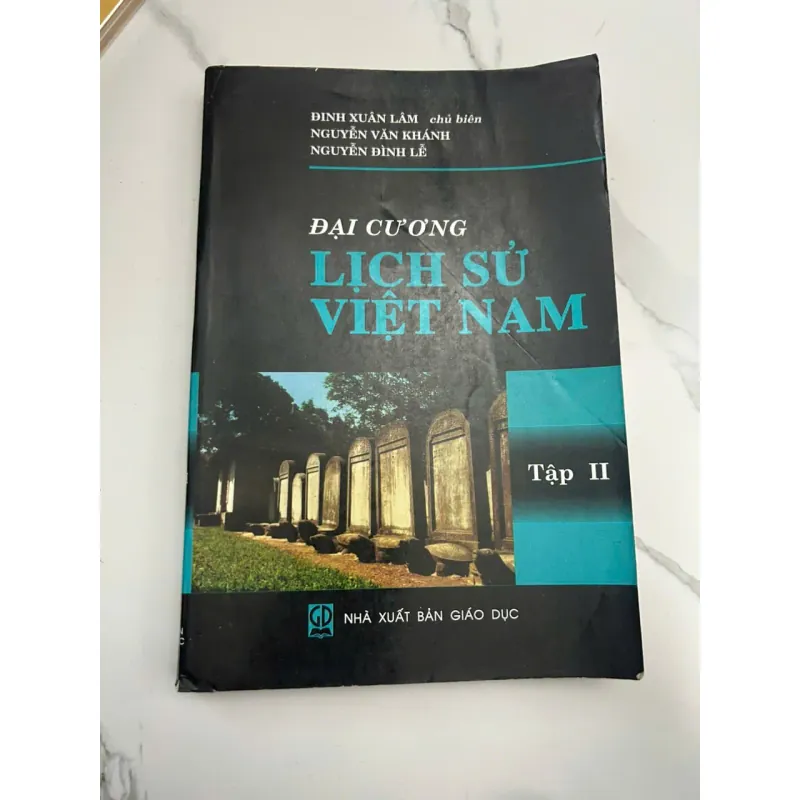 ĐẠI CƯƠNG LỊCH SỬ VIỆT NAM (Tập II) - Đinh Xuân Lâm (Chủ biên) - Giáo trình 653522