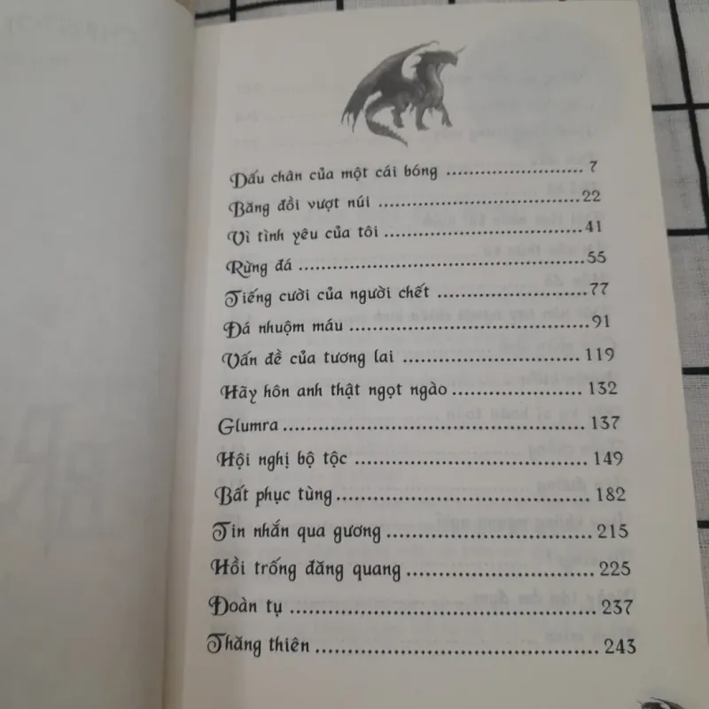 Tg. Christopher Paolini- BRISINGR HỎA KIẾM. tâp 1 và 2. Phần tt của ELDEST ĐẠI CA. 929112