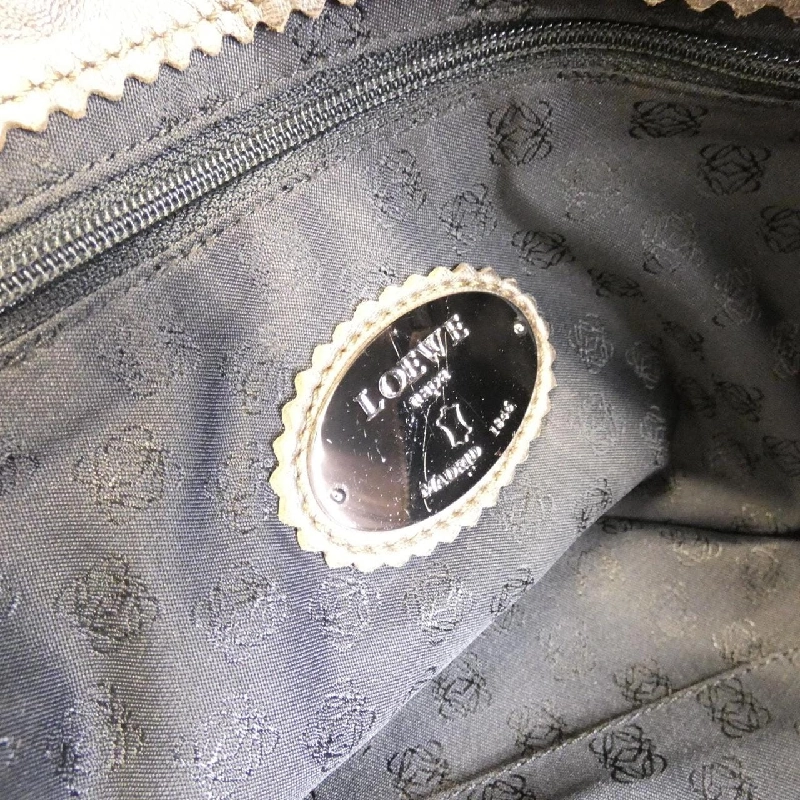 Túi Loewe ALA 315 82 D22 619686