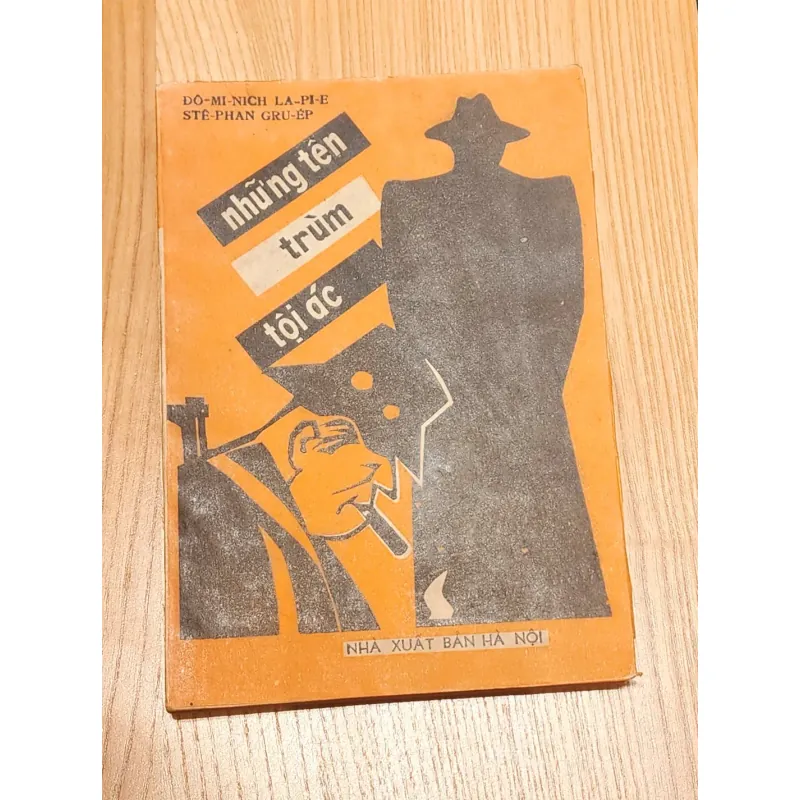 Tiểu thuyết NHỮNG TÊN TRÙM TỘI ÁC, tái hiện chân dung những ông trùm khét tiếng... 788726