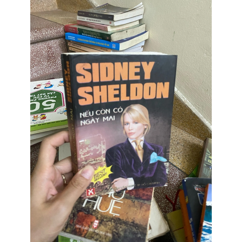 Sách nếu còn có ngày mai - Sidney Sheldon 306082
