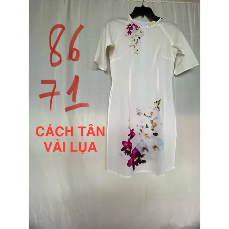 ÁO DÀI CÁCH TÂN THANH LÝ eo từ 7️⃣0️⃣ đến 7️⃣9️⃣ 564614