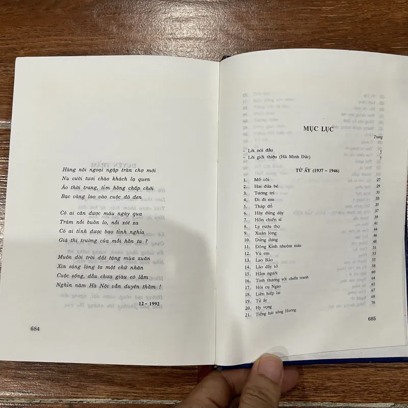 Thơ Tố Hữu (10) 1003440