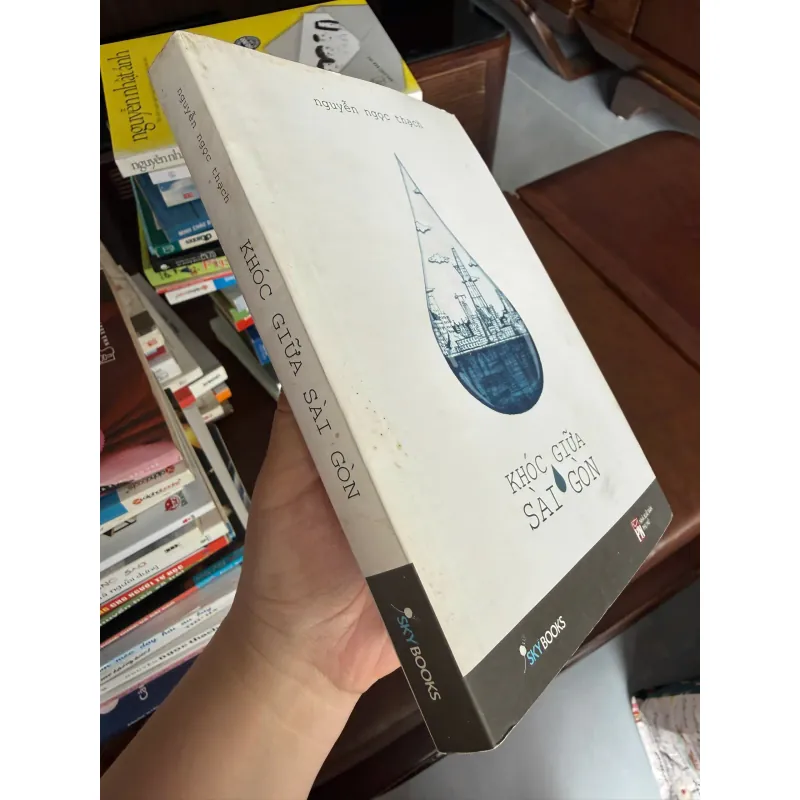 Khóc Giữa Sài Gòn – Nguyễn Ngọc Thạch | K3 1008057