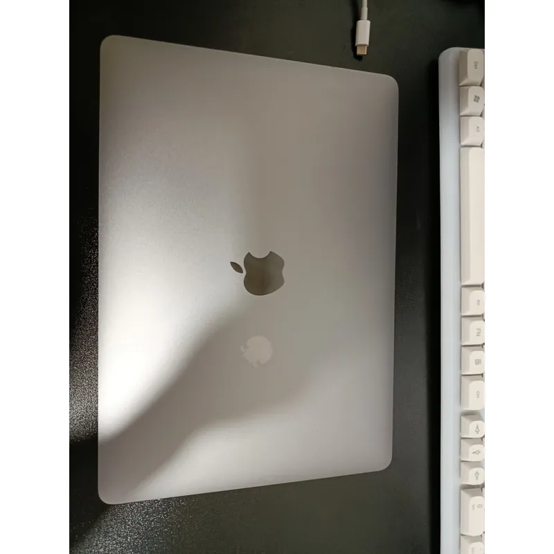 Apple MacBook Pro 2019 i7 13.3 inch 16GB/256GB 731918