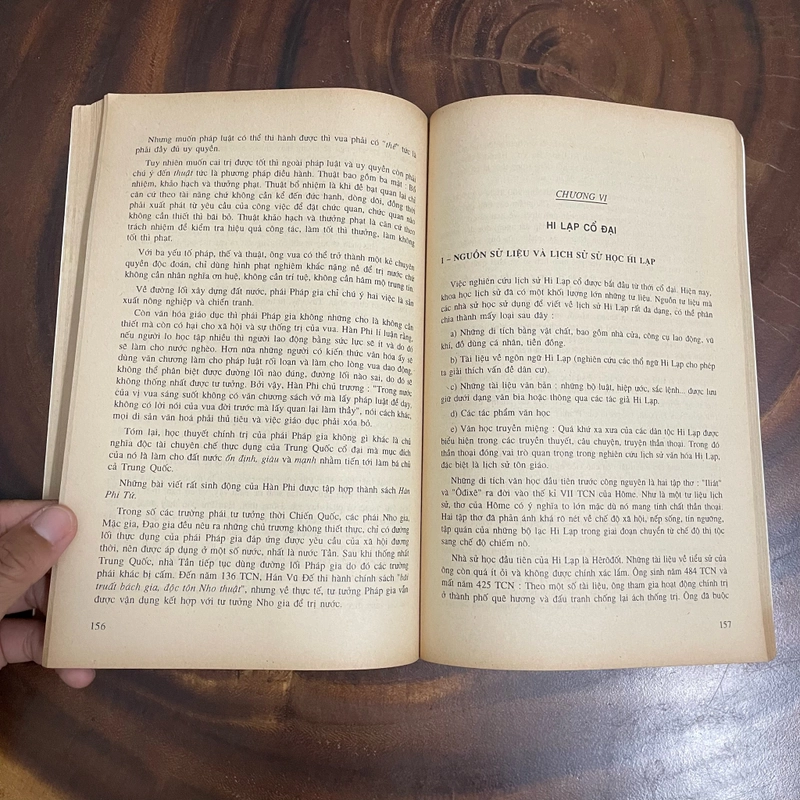 II Tựa sách: Lịch Sử Thế Giới Cổ Đại - 1999 447119