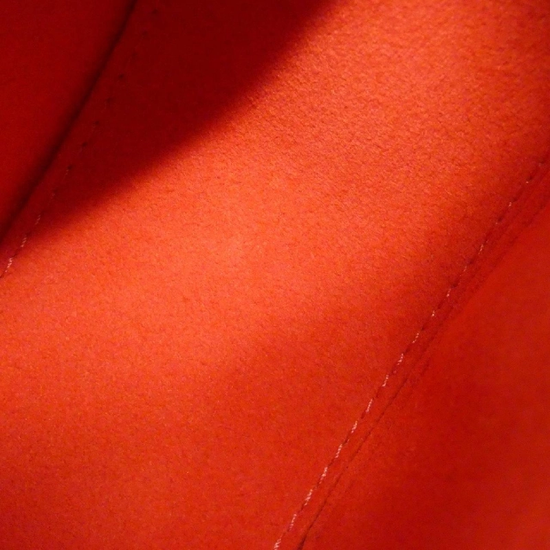 Túi xách vai Louis Vuitton LV Crafty Boîte Chapeau Souple M45364 610576