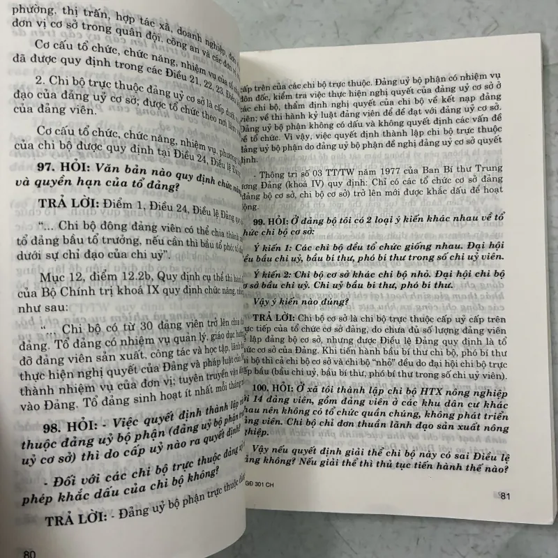 Giải đáp 301 câu hỏi về thi hành điều lệ Đảng 1010133