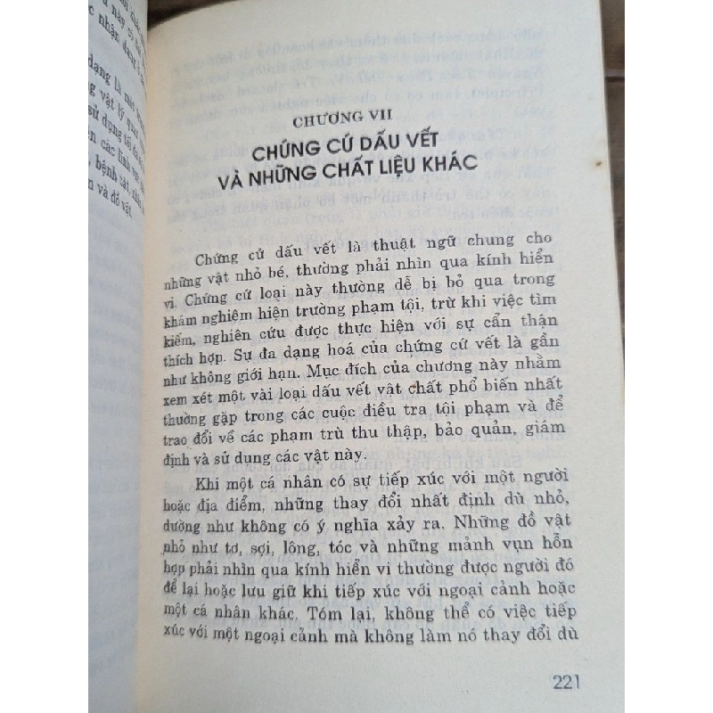 KỸ THUẬT KHÁM NGHIỆM HIỆN TRƯỜNG VÀ ĐIỀU TRA TỘI PHẠM 323795