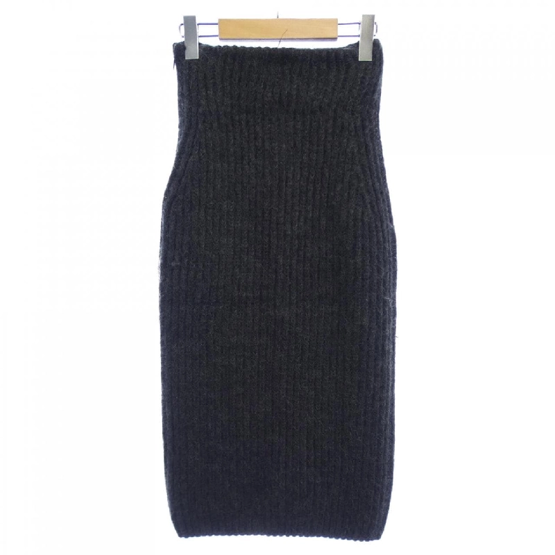 【Mã giảm giá】Váy FENDI 653918