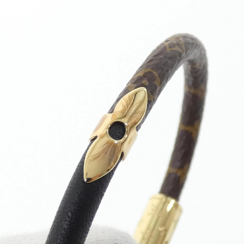 Vòng tay Louis Vuitton Monogram Braclet Daily Confidential 17cm M6431F 624578