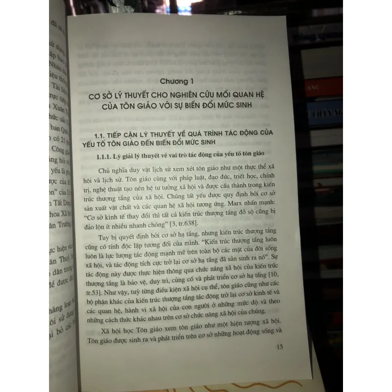 Tôn giáo và biến đổi mức sinh - Phạm Văn Quyết  758998