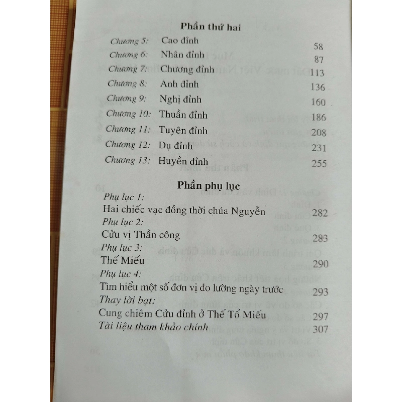 Đất nước Việt Nam qua Cửu đỉnh N18 - 2011 - 312 trang LỊCH SỬ - CHÍNH TRỊ - TRIẾT HỌC ANTQ2012-159 737537