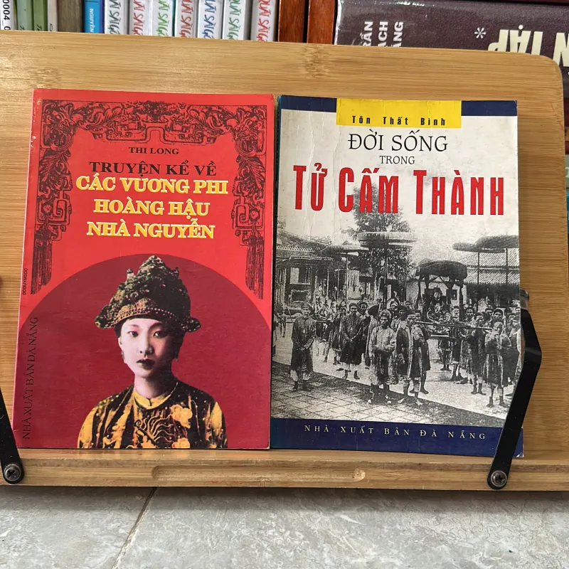 Đời sống trong Tử Cấm Thành Truyện kể về các Vương phi Hoàng Hậu Nhà Nguyễn 755906